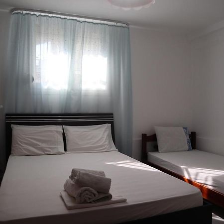 Apartments Bela Palaiontsiflikion Bagian luar foto