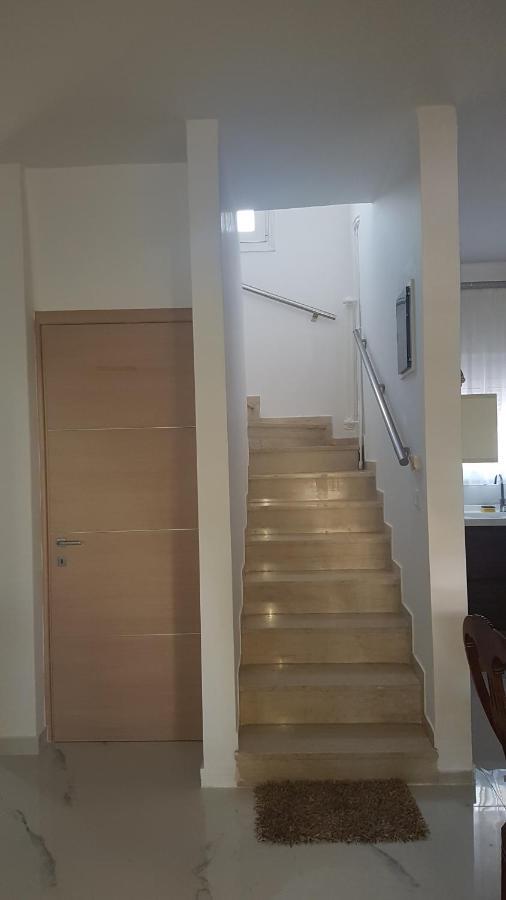 Apartments Bela Palaiontsiflikion Bagian luar foto