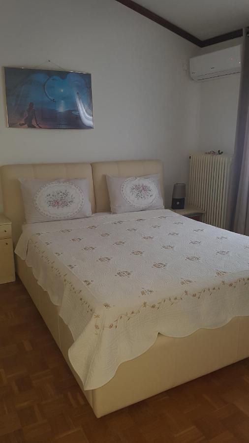 Apartments Bela Palaiontsiflikion Bagian luar foto
