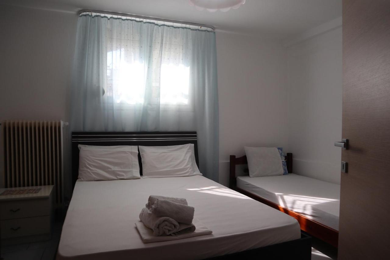 Apartments Bela Palaiontsiflikion Bagian luar foto